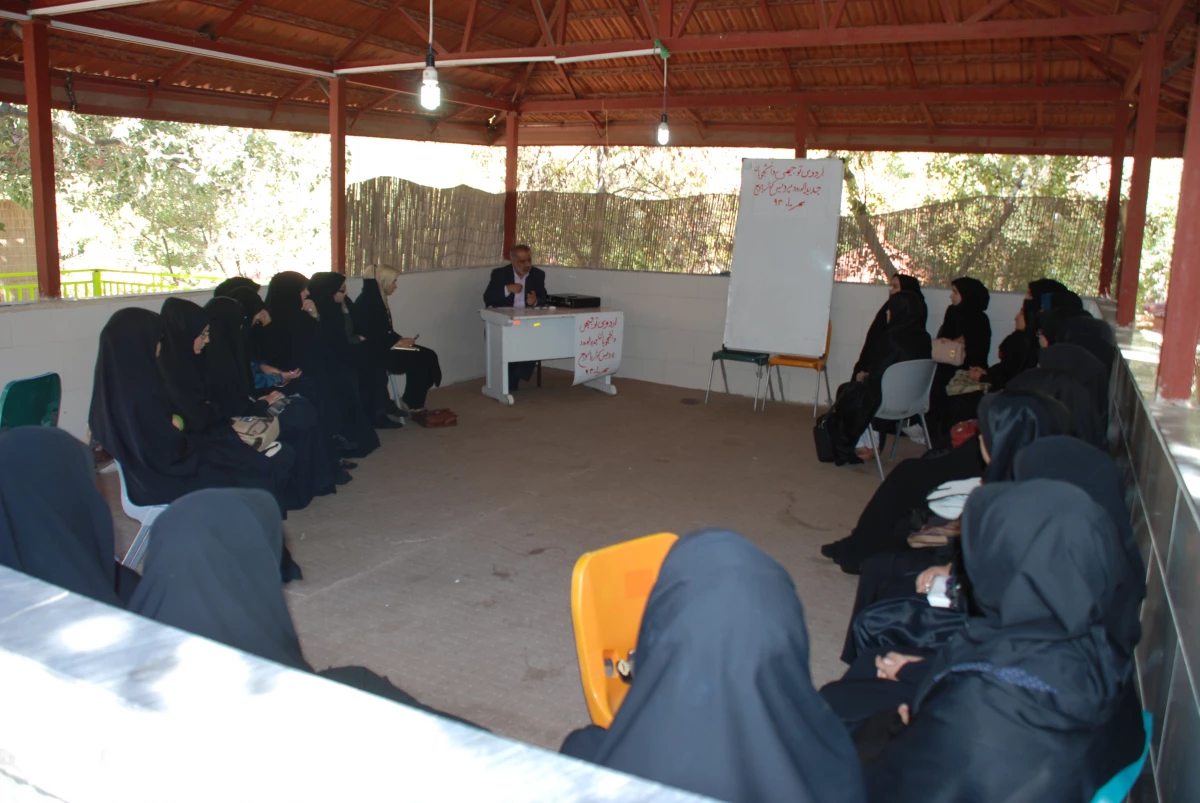 برگزاری اردوی توجیهی یک روزه دانشجویان جدید الورود پردیس کوثر یاسوج در آبشار یاسوج 2