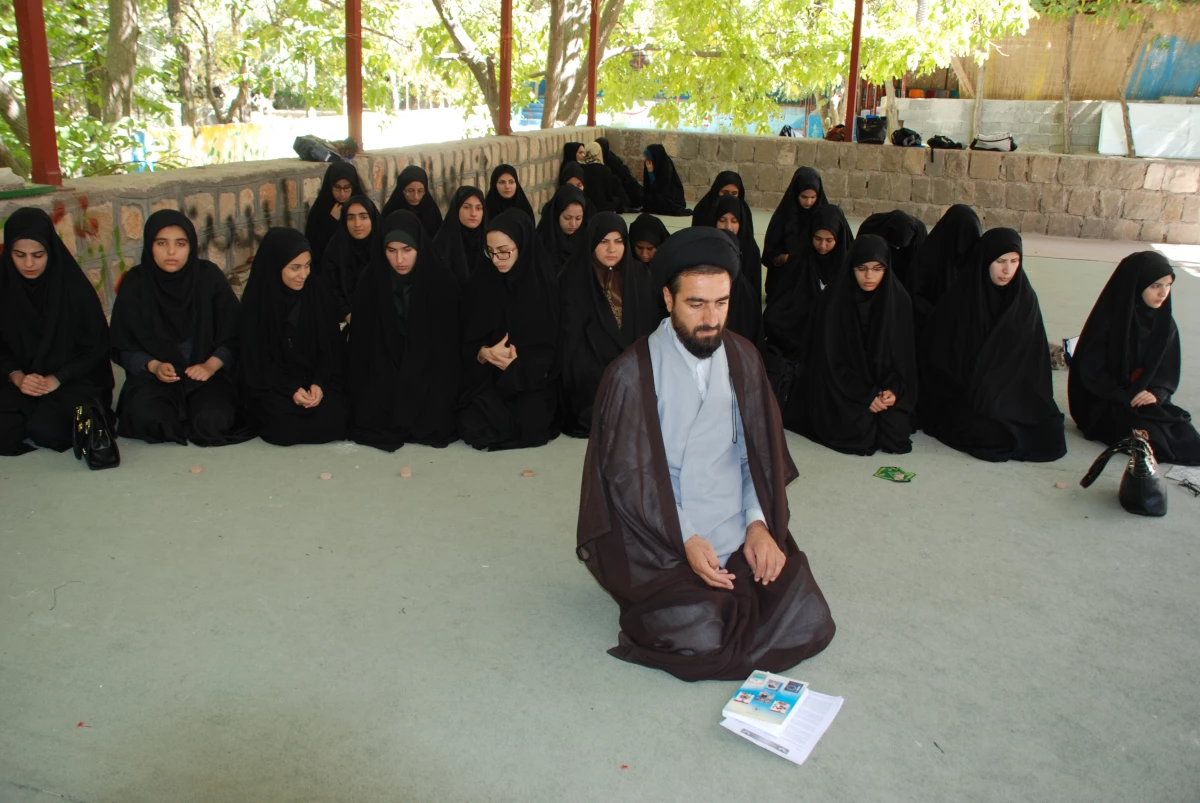 برگزاری اردوی توجیهی یک روزه دانشجویان جدید الورود پردیس کوثر یاسوج در آبشار یاسوج 4