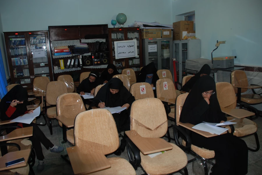 برگزاری  مرحله استانی مسابقات  قرآن وعترت در پردیس کوثر 4