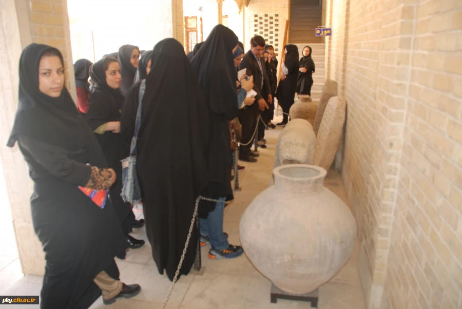 بازدید دانشجویان پردیس کوثر از موزه باستان شناسی  یاسوج  2