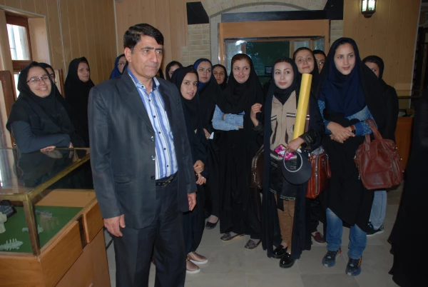 بازدید دانشجویان پردیس کوثر از موزه باستان شناسی  یاسوج 6