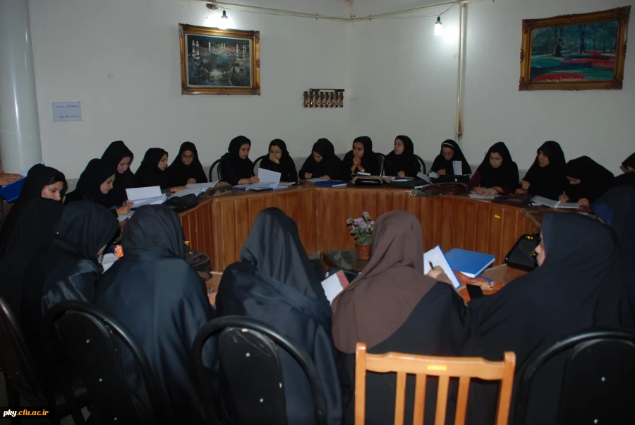 بازدید دانشجویان پردیس کوثر یاسوج از مرکز مطالعات و تحقیقات اداره کل آموزش وپرورش استان کهگیلویه و بویر احمد 3