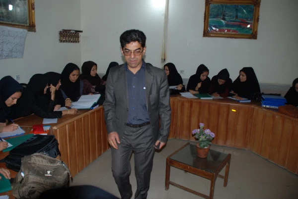 بازدید دانشجویان پردیس کوثر یاسوج از مرکز مطالعات و تحقیقات اداره کل آموزش وپرورش استان کهگیلویه و بویر احمد 8