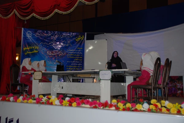 برگزاری جشنواره الگو های تدریس برتر ( مهارتهای معلمی) در پردیس کوثر 2