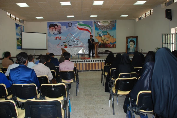 برگزاری محفل هم اندیشی اساتید راهنما،مدیران و معلمین راهنمای مدارس مجری طرح کارورزی با حضور سرکار خانم احمدی مشاور سرپرست دانشگاه فرهنگیان  2