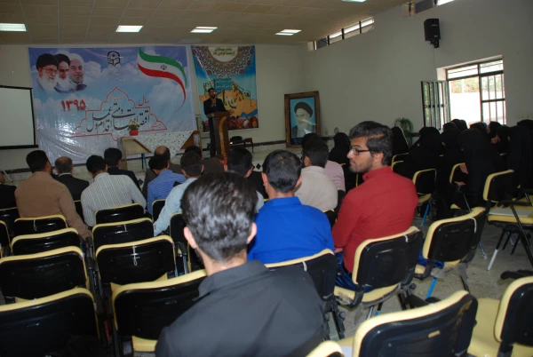 برگزاری محفل هم اندیشی اساتید راهنما،مدیران و معلمین راهنمای مدارس مجری طرح کارورزی با حضور سرکار خانم احمدی مشاور سرپرست دانشگاه فرهنگیان  5