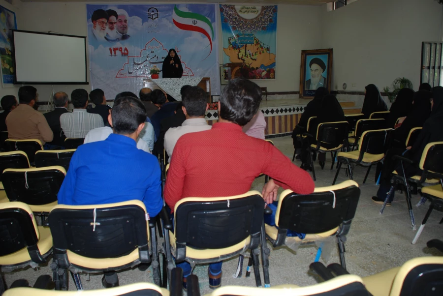 برگزاری محفل هم اندیشی اساتید راهنما،مدیران و معلمین راهنمای مدارس مجری طرح کارورزی با حضور سرکار خانم احمدی مشاور سرپرست دانشگاه فرهنگیان  8