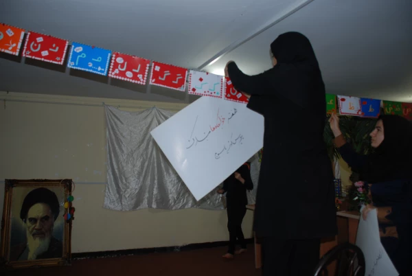 برگزاری نمایشگاه وسایل دست ساز  دانشجویان پردیس کوثر 4