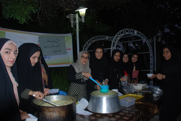 برگزاری نمایشگاه وسایل دست ساز  دانشجویان پردیس کوثر 9