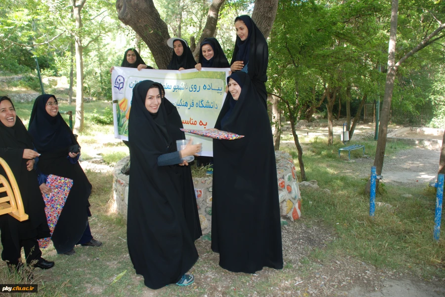 پیاده روری دانشجویان و کارکنان پردیس  کوثر به مناسبت هفته خوابگاه ها 6