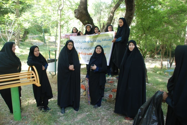 پیاده روری دانشجویان و کارکنان پردیس  کوثر به مناسبت هفته خوابگاه ها 7