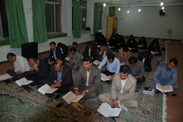 برگزاری محفل انس با قرآن بسیج اساتید دانشگاه فرهنگیان استان در پردیس کوثر
                                                                                         
 4