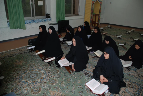 برگزاری محفل انس با قرآن بسیج اساتید دانشگاه فرهنگیان استان در پردیس کوثر
                                                                                         
 6