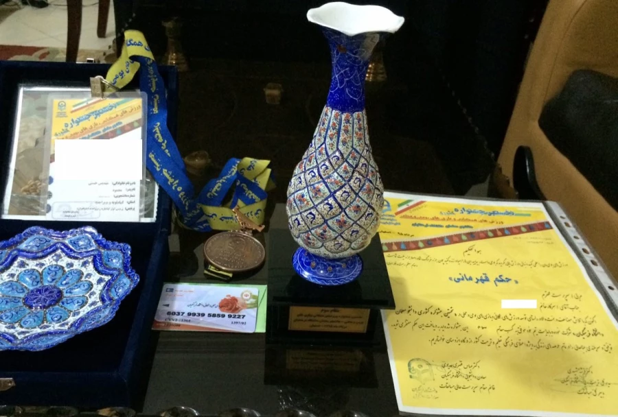 تیم پردیس کوثر یاسوج در جشنواره ورزش های همگانی و بازی های بومی و محلی دانشجو معلمان دانشگاه فرهنگیان رتبه سوم را کسب کردند  6