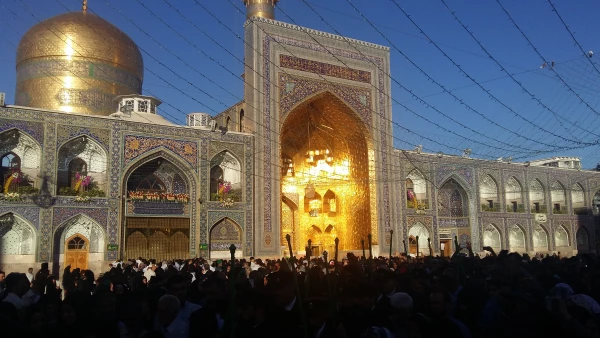 حضوردانشجویان پردیس کوثر یاسوج در اردوی زیارتی پیمان با امام رئوف ویژه اولین دوره دانش آموختگان دانشگاه ه فرهنگیان سراسر کشور در مشهد مقدس 2
