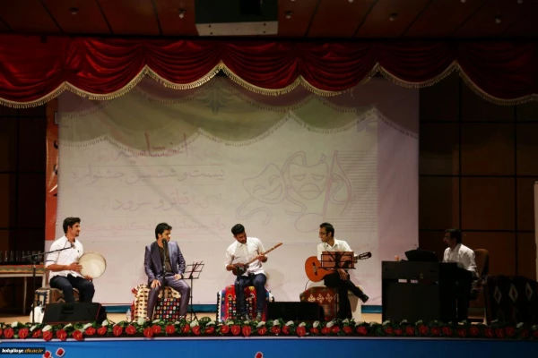 برگزاری اختتامیه بیست و ششمین جشنواره تئاتر و سرود دانشجو معلمان دختر دانشگاه فرهنگیان سراسر کشور در یاسوج

 2