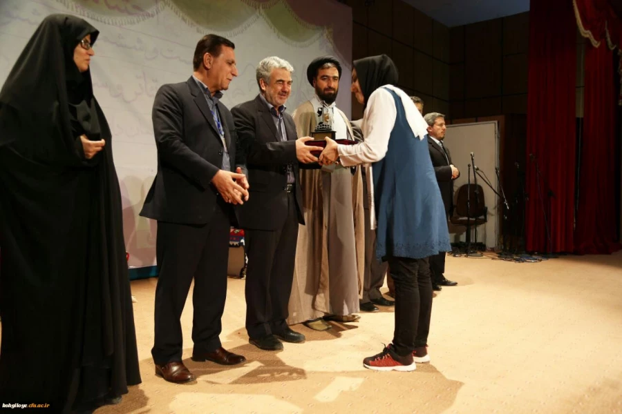 برگزاری اختتامیه بیست و ششمین جشنواره تئاتر و سرود دانشجو معلمان دختر دانشگاه فرهنگیان سراسر کشور در یاسوج

 2