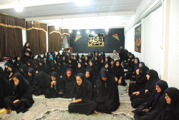 برگزاری مراسم عزاداری  ویژه  شب های محرم در پردیس کوثر 4