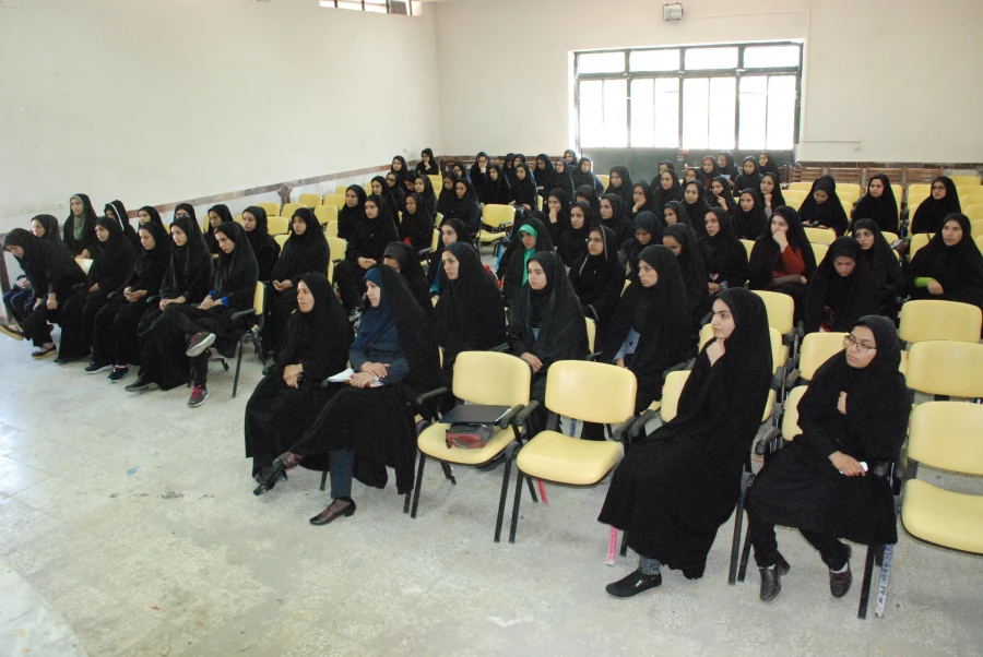 فعالیت های واحد تربیت بدنی پردیس کوثر به مناسبت
گرامیداشت هفته تربیت بدنی 5