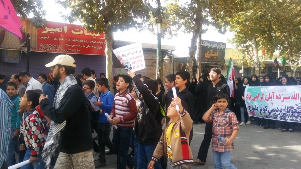 گزارش تصویری حضور دانشجویان پردیس کوثر در راهپیمایی سیزده آبان در یاسوج 3