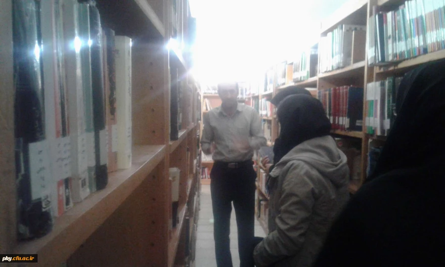 اردوی یک روزه بازدید از کتابخانه امام علی (ع) 2
