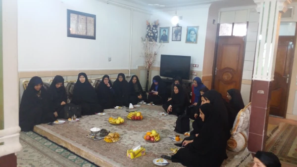 ملاقات با خانواده معظم شهدای دانشجو-سرکار خانم سعیده جلیل ( دانشجومعلم پردیس کوثر ) – خواهر شهید 2