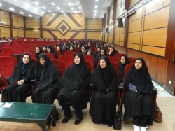 حضور مسئولان و دانشجو معلمان پردیس کوثر در سمینار علمی ارتباط دانشگاه با جامعه، شرکت ها و سازمان های دانش بنیان