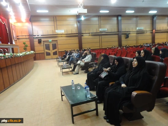 جلسه پرسش و پاسخ دانشجویان با مسئولین دانشگاه فرهنگیان استان