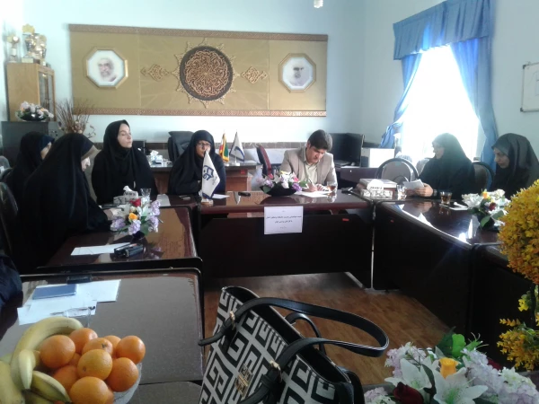 برگزاری نشست هم اندیشی مدیریت دانشگاه فرهنگیان استان با کارکنان پردیس کوثر 3