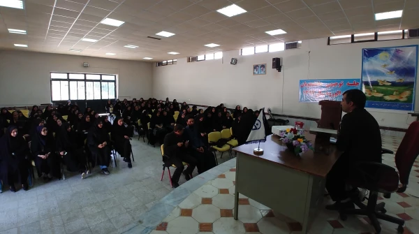 گزارش برگزاری جلسه توجیهی دانشجویان جدیدالورود 1396 3