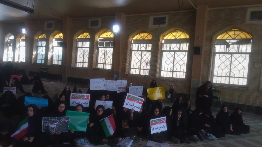 شرکت مسئولان و دانشجومعلمان پردیس کوثر در ششمین سالگرد گرامیداشت حماسه 9دی 3