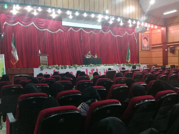 برگزاری برنامه سخنرانی گرامی داشت روز 13 آبان 3