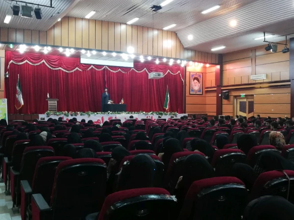 برگزاری برنامه سخنرانی گرامی داشت روز 13 آبان 4