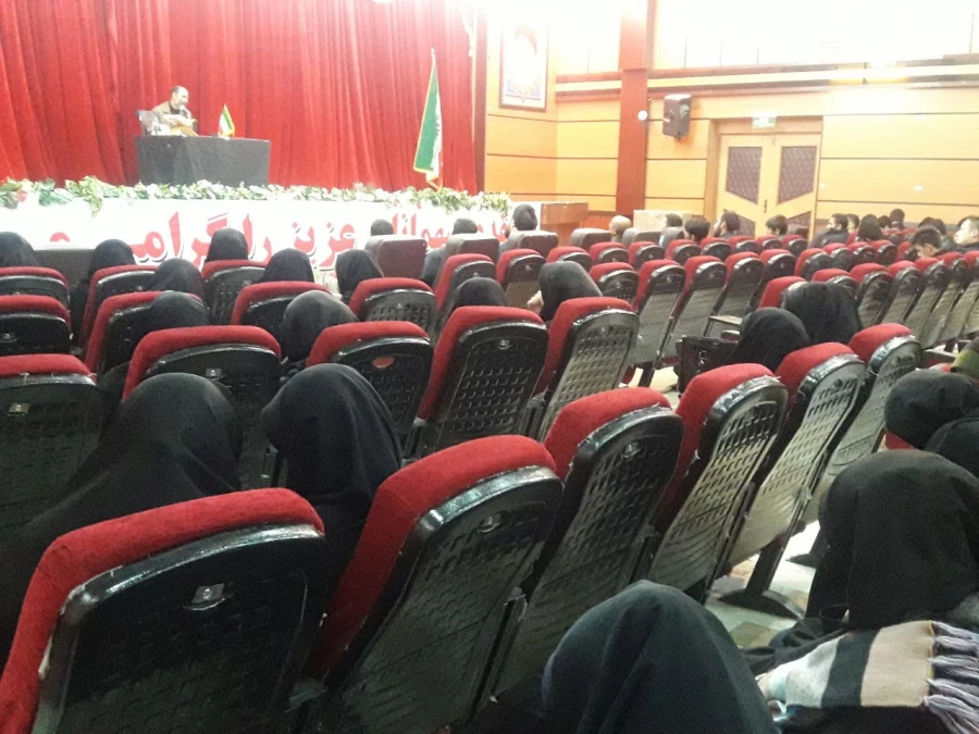 برگزاری برنامه سخنرانی گرامی داشت روز 13 آبان 6