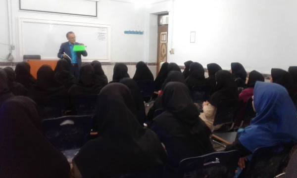 برگزاری کارگاه آموزشی کتب هدیه های آسمانی 2