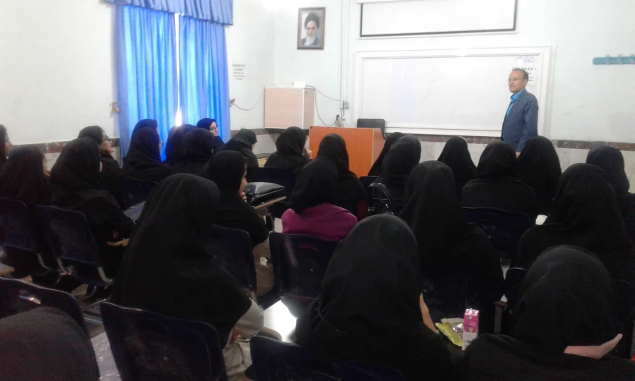 برگزاری کارگاه آموزشی کتب هدیه های آسمانی 3