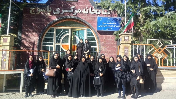 بازدید دانشجویان پردیس کوثر از کتابخانه مرکزی یاسوج 2