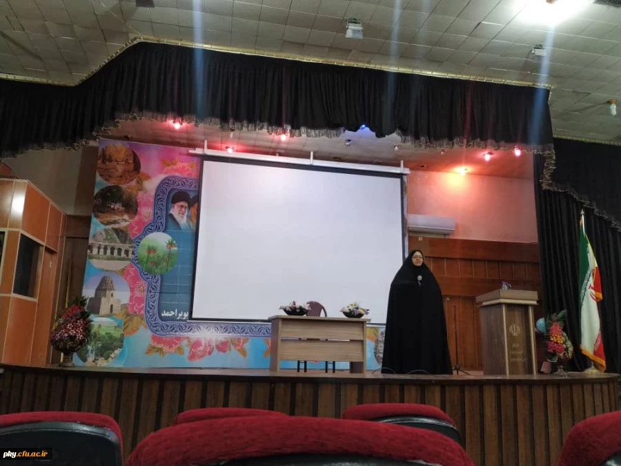 برگزاری کارگاه "نقش زنان در چهله انقلاب"  2